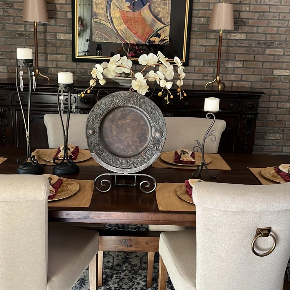 Elegant Iron Decorative Plate & Stand - Picture 9 of 12